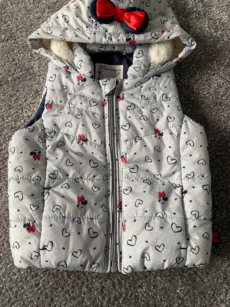 Bodywarmer maat 74, Enfants & Bébés, Vêtements de bébé | Taille 74, C&A, Enlèvement ou Envoi, Autres types, Comme neuf