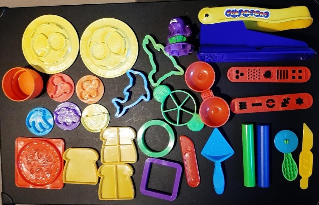 Play-Doh - Fun Factory & diverse vormen, Ophalen, Zo goed als nieuw, Knutselen