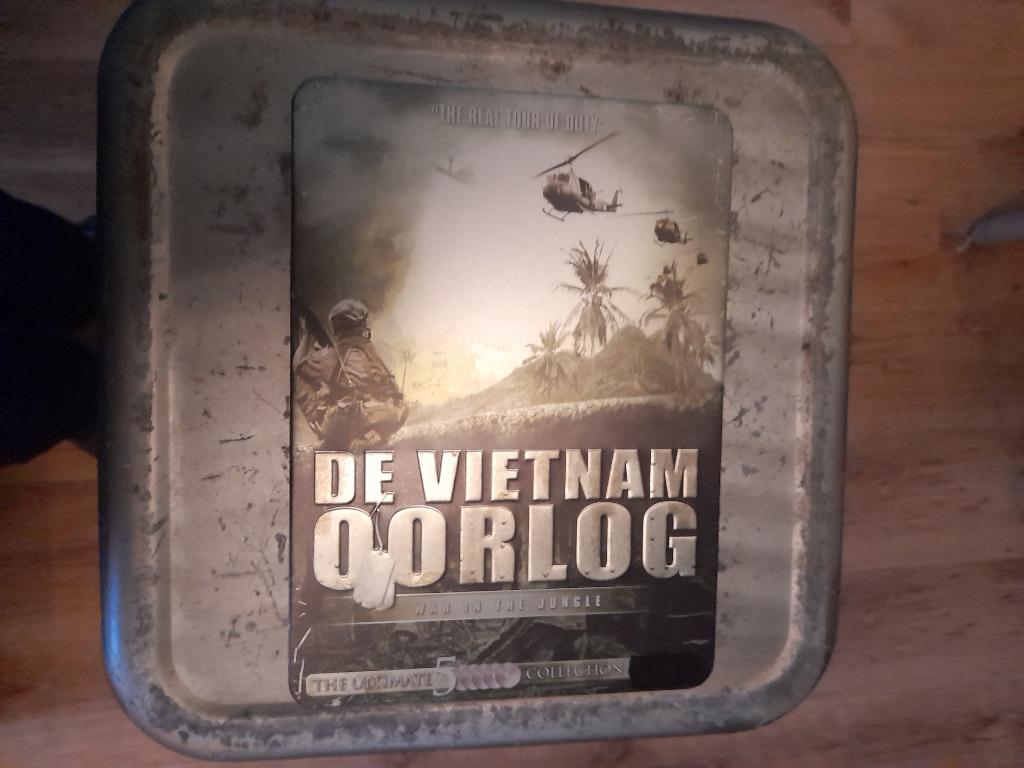 De Vietnam Oorlog – steel box, Vanaf 12 jaar, Verzenden, Zo goed als nieuw, Oorlog of Misdaad