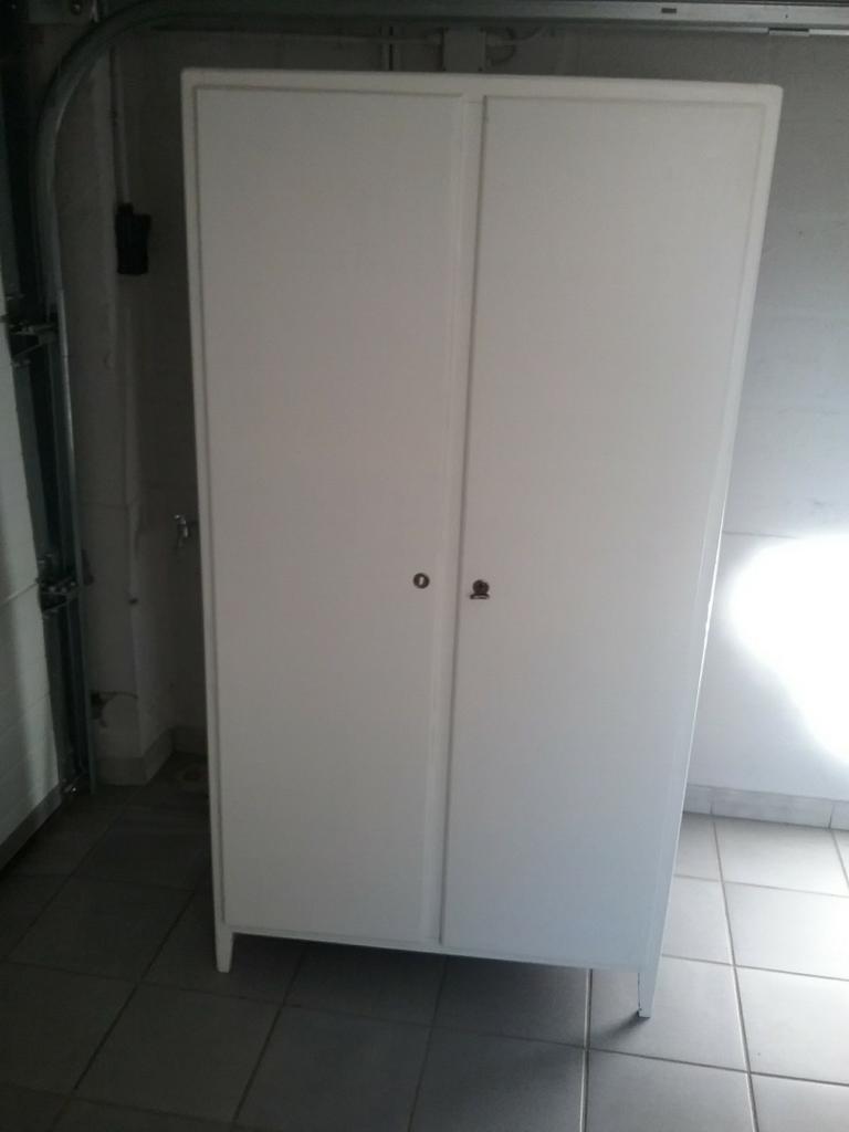 Armoire des années 60, Maison & Meubles, Enlèvement, Utilisé