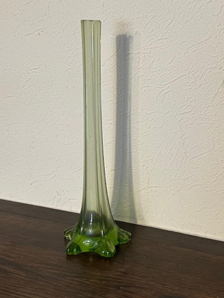 Vase Soliflor en ouraline vert, Antiquités & Art, Enlèvement