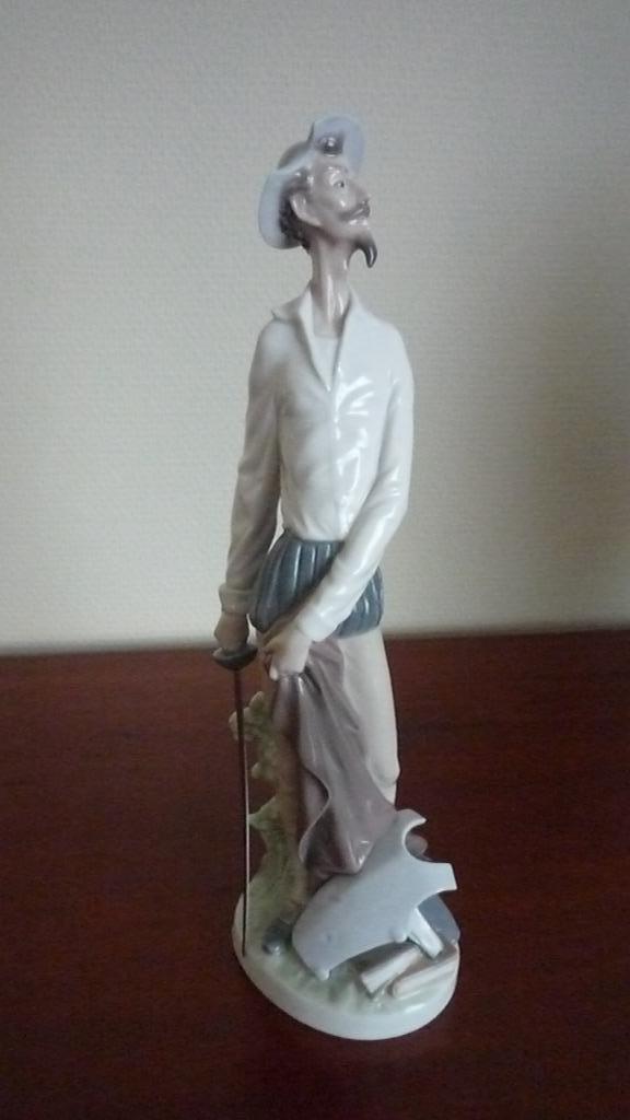 Beeldje Don Kegote LLADRO, Ophalen of Verzenden, Nieuw, Mens