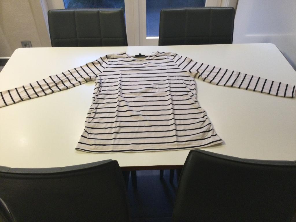 Witte met zwarte strepen zwangerschaps t-shirt Joli Ronde XL, Taille 46/48 (XL) ou plus grande, Enlèvement ou Envoi, Comme neuf