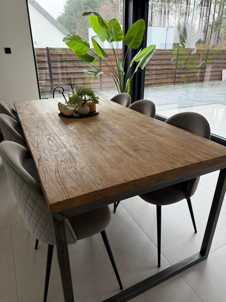 Teak tafel+ 6 velvet stoelen, Huis en Inrichting, Ophalen
