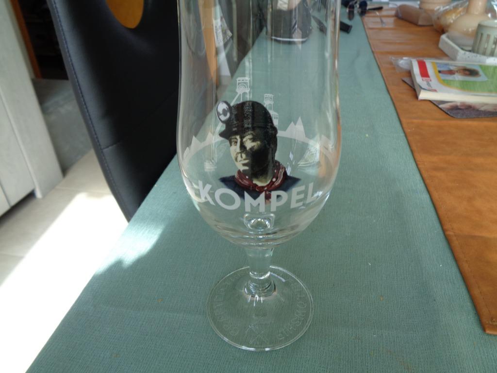 1 mooi bierglas van kompel, Ophalen of Verzenden, Zo goed als nieuw, Glas of Glazen, Overige merken