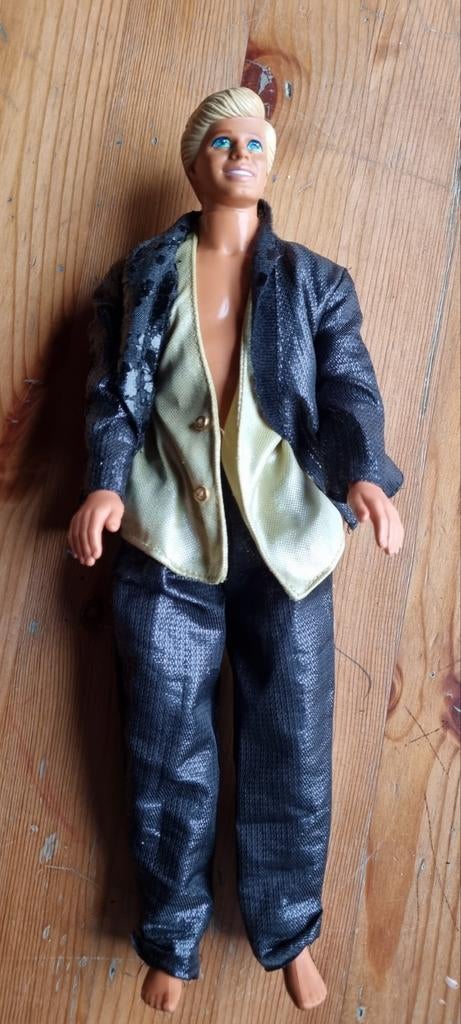 Ken Mattel 1989 USA Malaysa, Enlèvement