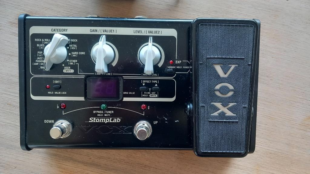 VOX StompLab IIG modeling gitaar effect processor, Muziek en Instrumenten, Effecten, Zo goed als nieuw, Volume, Multi-effect, Ophalen