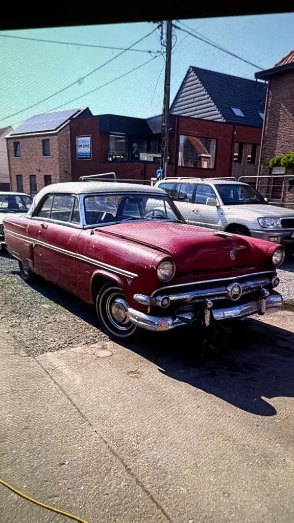 Fort Viktoria, Entreprise, Achat, Ford