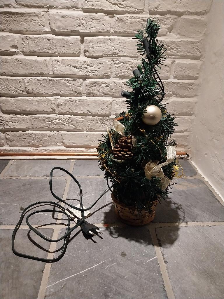 Mini kerstboom met kerstlampjes, Diversen, Ophalen of Verzenden