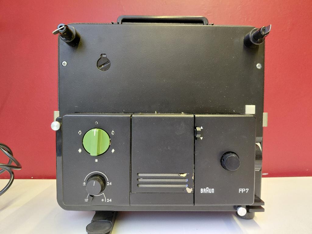BRAUN (Liesegang) FP7 super 8 filmprojector, Verzamelen, Foto-apparatuur en Filmapparatuur, Projector, 1960 tot 1980, Ophalen of Verzenden