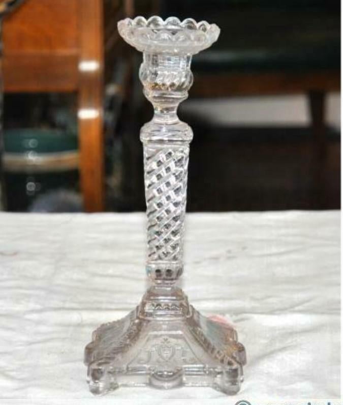 bougeoir en verre moulé pied carré, Enlèvement ou Envoi, Verre