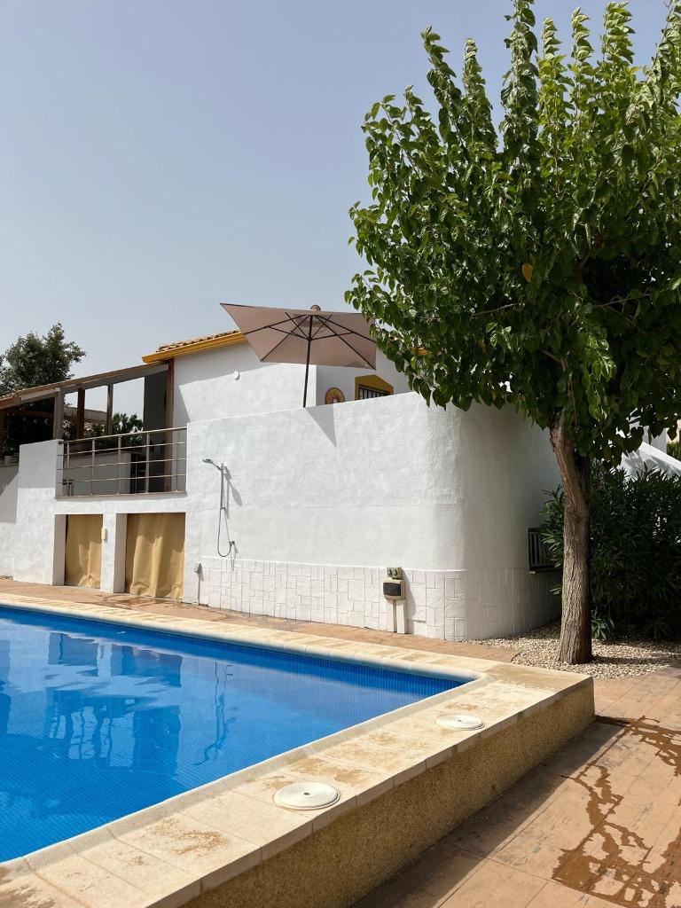 Villa Luvisol - Alicante te huur, Immo, Huizen te huur, Vrijstaande woning, Direct bij eigenaar, B