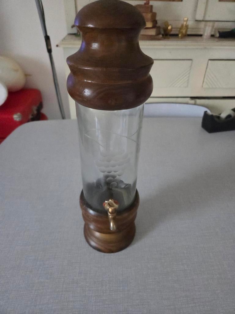 Antieke wijnopslag met tapkraantje., Antiek en Kunst, Antiek | Verlichting, Ophalen of Verzenden