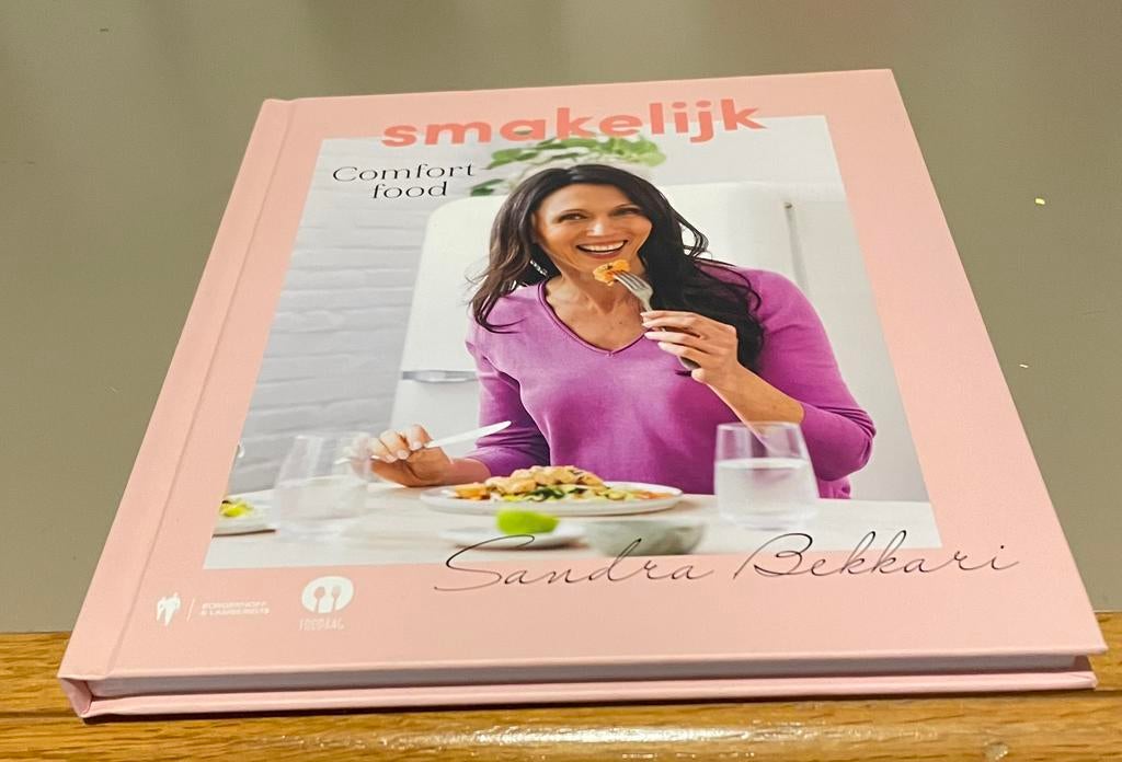 Sandra Bekkari thermomix, fastfood, nooit meer dieten ea, Boeken, Ophalen of Verzenden, Zo goed als nieuw