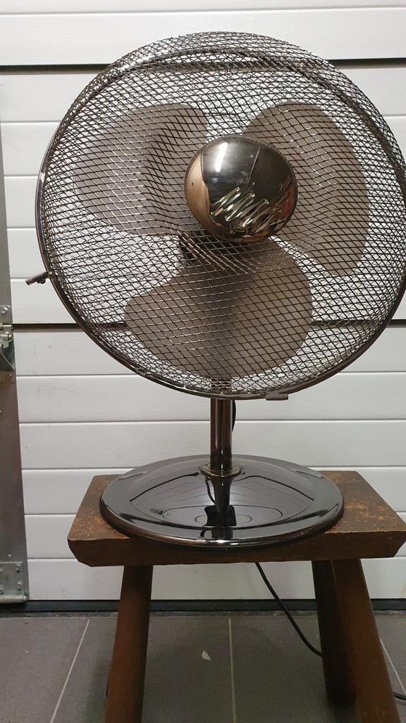 Tafelventilator roterend, Elektronische apparatuur, Ophalen, Tafelventilator