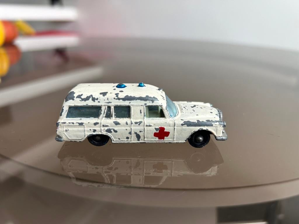 Matchbox Lesney Mercedes-Benz Binz Ambulance nr 3-C 1967, Ophalen of Verzenden