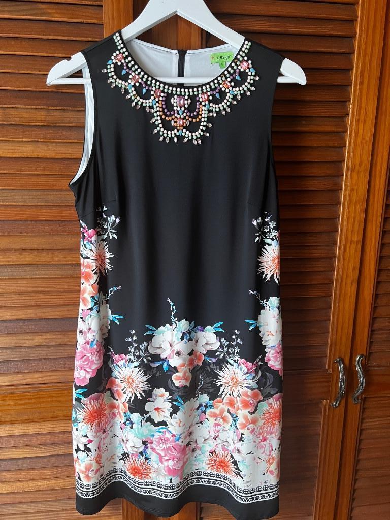 Robe signée K design, K-design, Enlèvement, Longueur genou, Noir