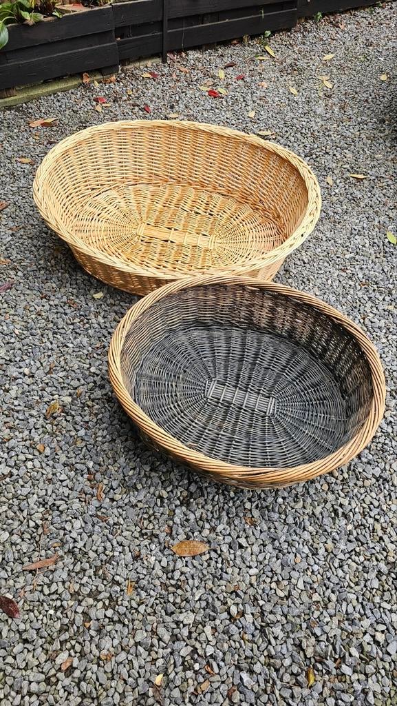 2 très beaux paniers pour chien ou chat, Animaux & Accessoires, Paniers pour chiens, Comme neuf, Enlèvement ou Envoi