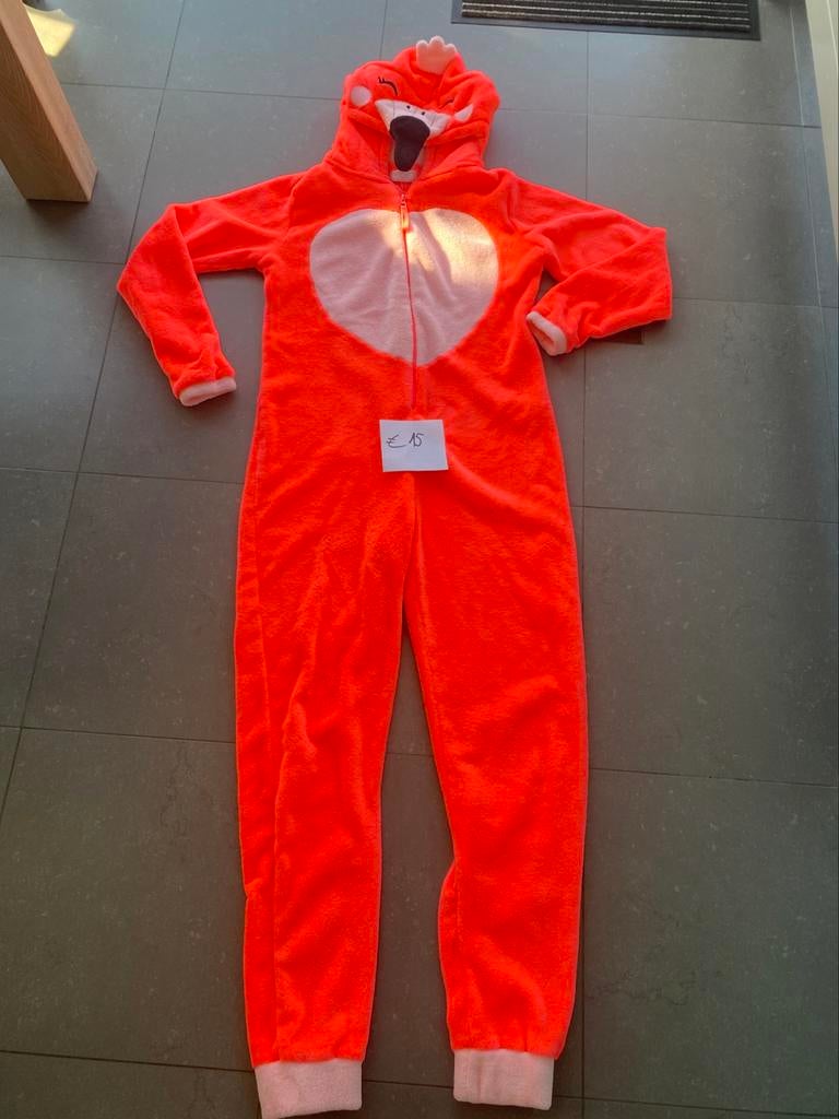 Flamingo Onesie, Ophalen, Gebruikt