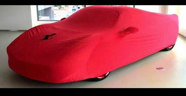 Originele nieuwe Ferrari autohoes + lader, Enlèvement, Neuf