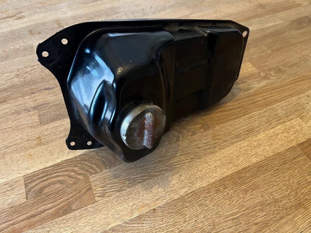 HONDA WALLAROO RESERVOIR ESSENCE, Motoren, Onderdelen | Honda, Ophalen of Verzenden