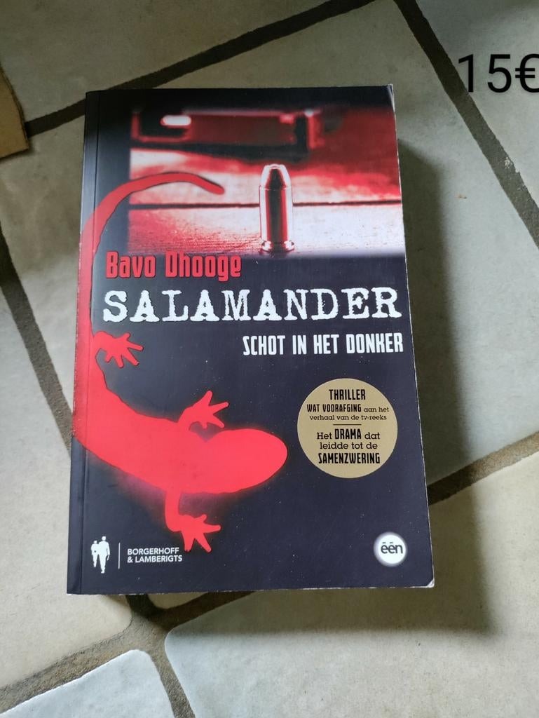 Boek salamander, Boeken, Ophalen of Verzenden, Zo goed als nieuw