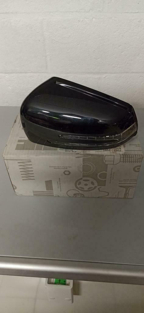 Mercedes A- klasse  spiegelkap Links (origineel A 2468110100, Enlèvement