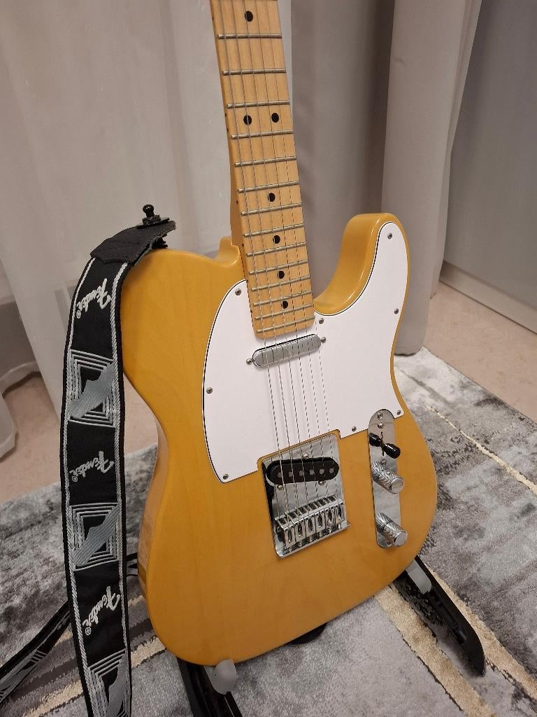 Fender TELECASNTR MADE IN  MEXICO, Muziek en Instrumenten, Ophalen, Zo goed als nieuw, Fender