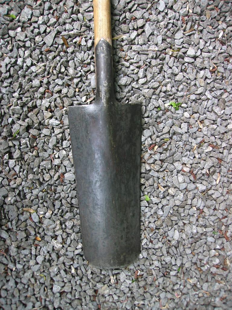 BECHE DE TERASSIER, Jardin & Terrasse, Outils à main, Enlèvement, Utilisé, Bêche