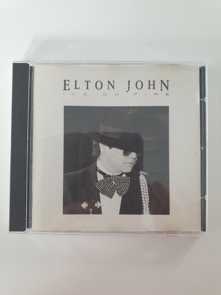 Elton John  -  Ice on fire, Ophalen of Verzenden, Zo goed als nieuw