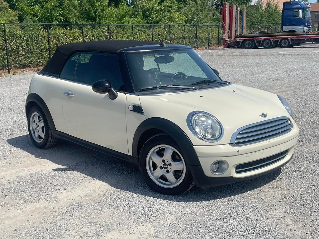 Mini Cooper Cabriolet 98 000 km 1.6i, Autos, Ordinateur de bord, Entreprise, Boîte manuelle, Essence