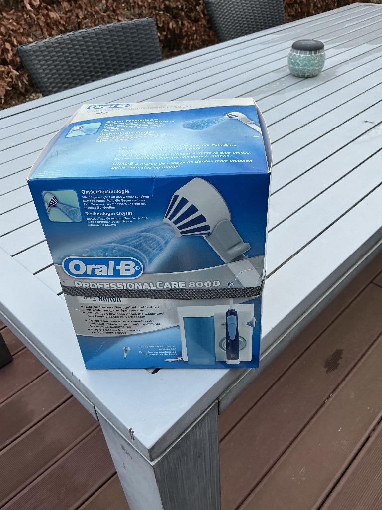 Oral-B professional care 8000 oxyjet nieuw nooit geopend, Ophalen, Nieuw, Tandenborstel
