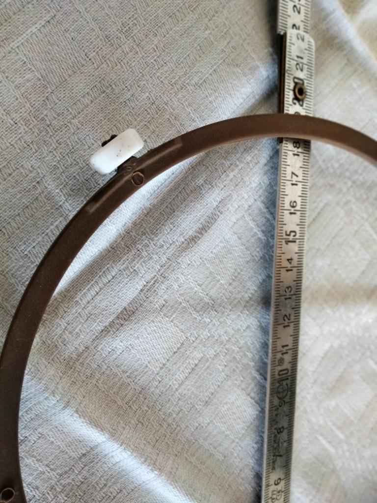 Support Plateau micro-ondes tournant 19 cm + 22cm, Maison & Meubles, Enlèvement ou Envoi, Comme neuf, Rond, Autres matériaux