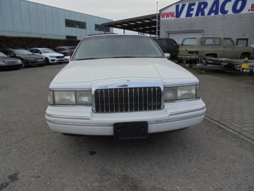 Lincoln Town Car-BJ 1993, foto 2