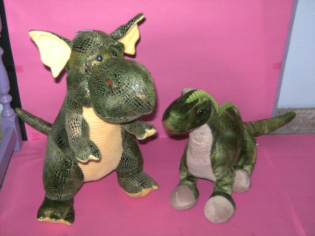2 Knuffels: draak en dino., Kinderen en Baby's, Speelgoed | Knuffels en Pluche, Ophalen of Verzenden, Gebruikt, Overige typen