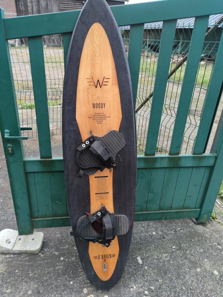 Wakeboard woody obrien - Vintage, Watersport en Boten, Ophalen, Zo goed als nieuw, Board