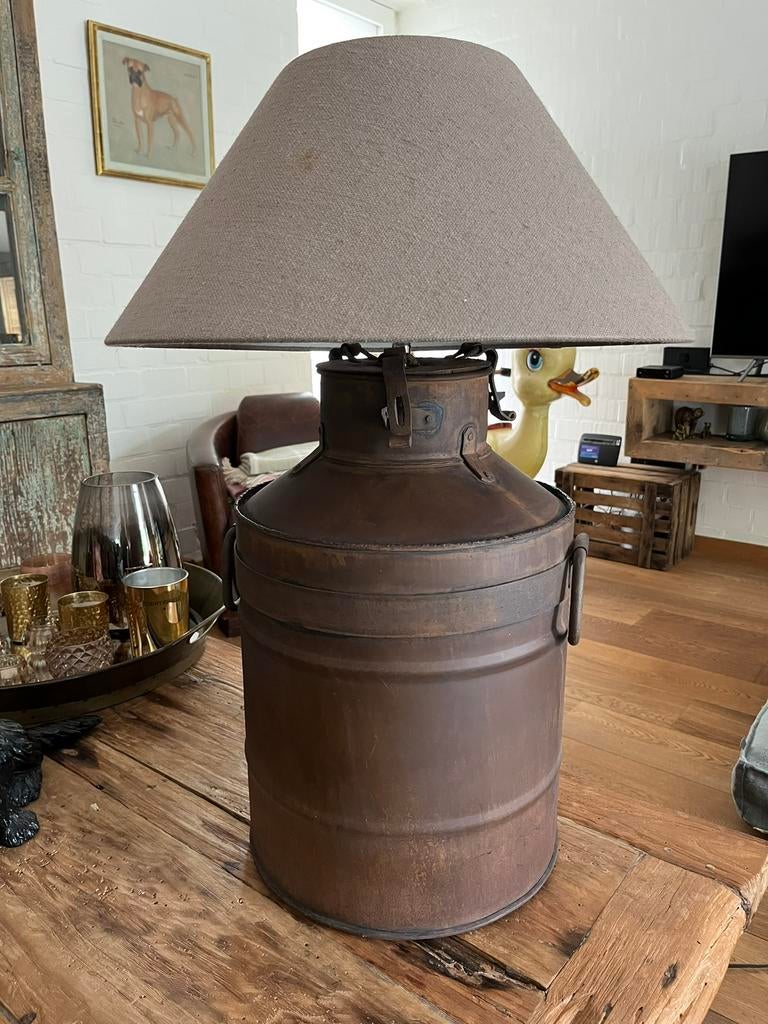 Lamp (melkkan), Enlèvement