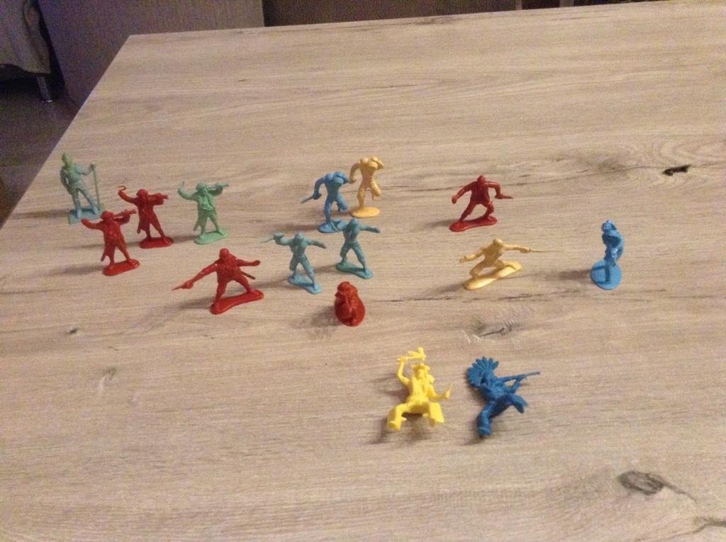 Speelgoed western speelset (15 stuks), Kinderen en Baby's, Speelgoed | Actiefiguren, Ophalen of Verzenden, Gebruikt