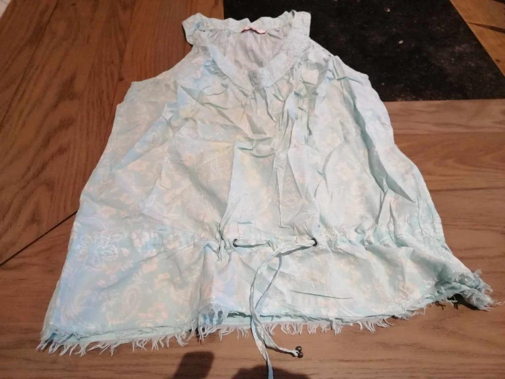 TOP MERK BATON ROUGE – MAAT S, Vêtements | Femmes, Baton rouge, Enlèvement ou Envoi, Porté, Taille 36 (S)