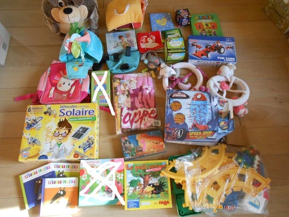 jeu enfant peluche, Lilliputiens, Ptit loup, Spiderman etc, Ophalen, Zo goed als nieuw
