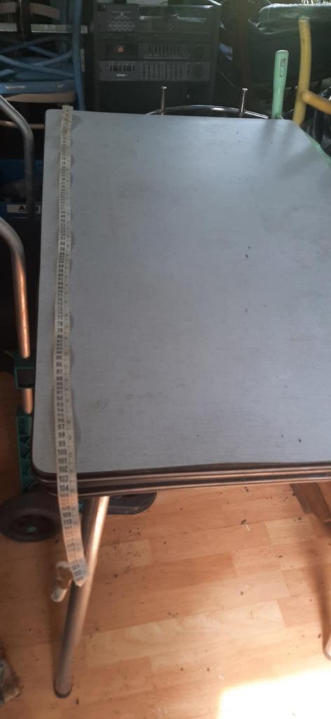 2 tables de cuisine, Maison & Meubles, Enlèvement, Utilisé