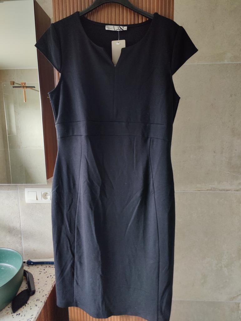 Nieuwe zwarte jurk van D'Auvry (e-5 Mode) maat L, Kleding | Dames, Jurken, Zwart, Maat 42/44 (L), Nieuw, Ophalen of Verzenden