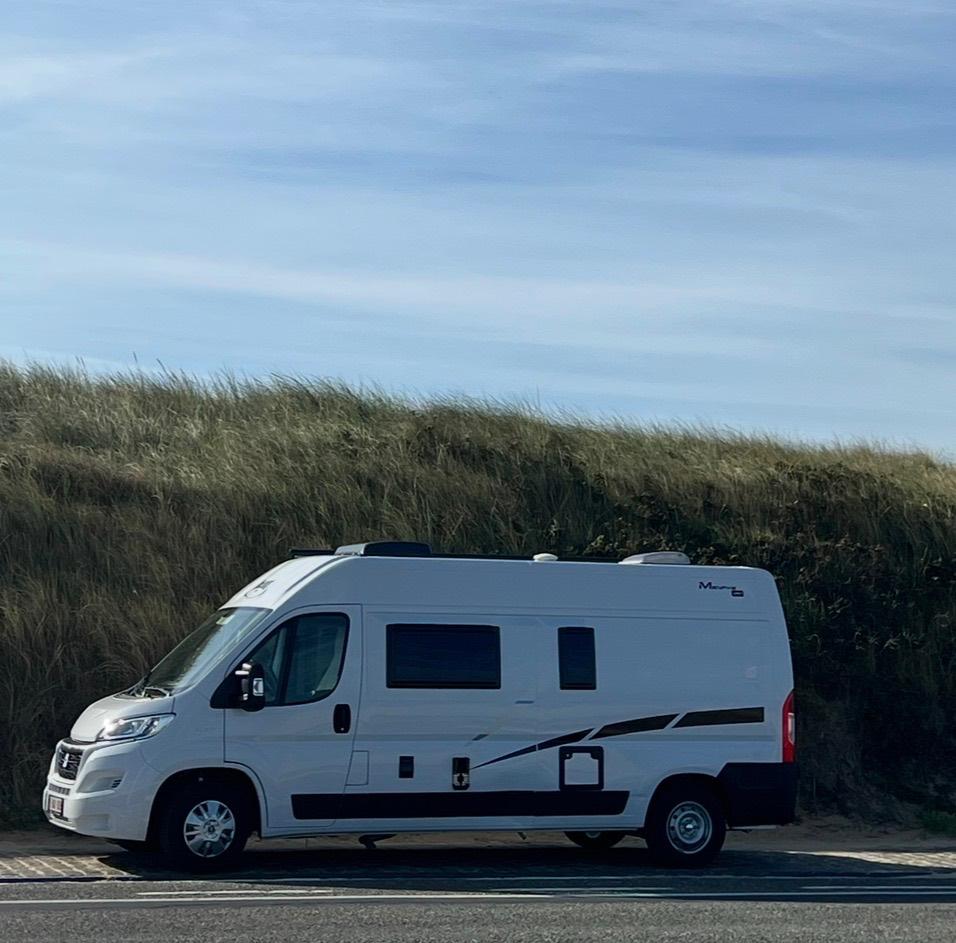 Fiat MC Louis Menfys S-Line 5, Caravans en Kamperen, Mobilhomes, Serrures de sécurité, Fiat, 7 tot 12 maanden geleden, Koelkast