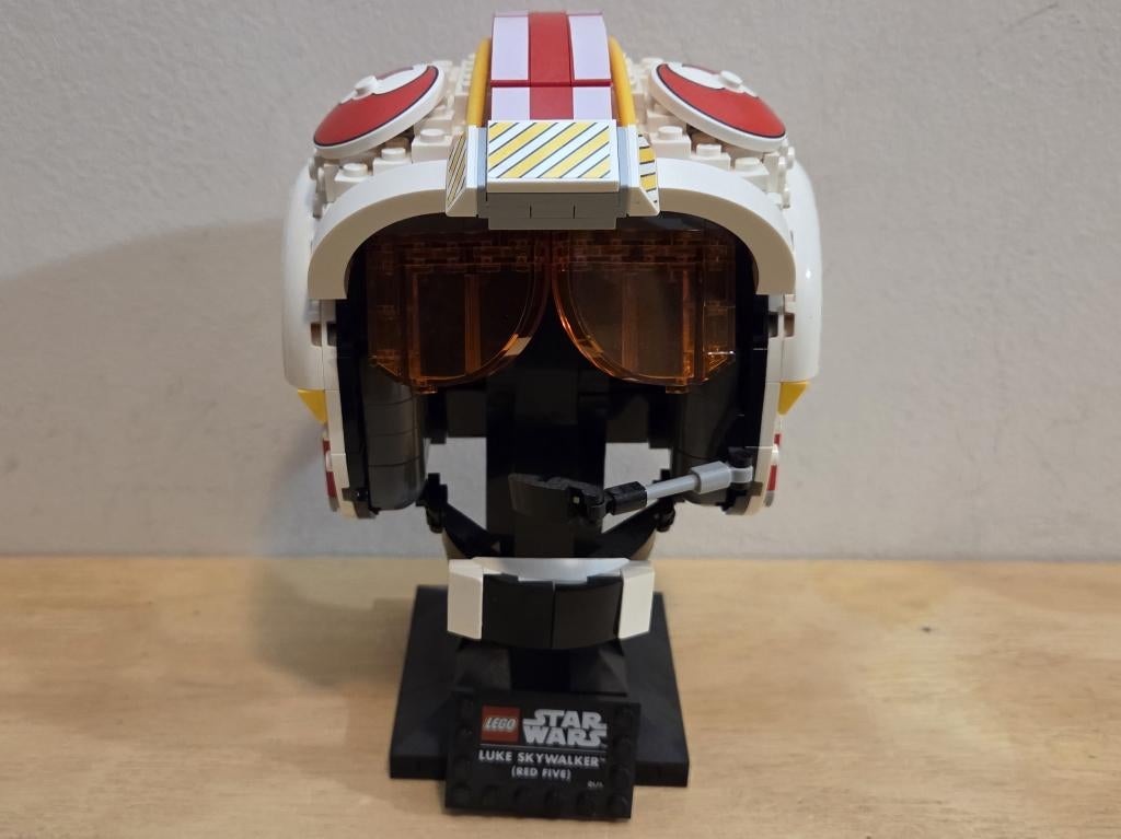 Lego 75327 Luke Skywalker (Red Five) Helmet, Ophalen of Verzenden, Gebruikt, Complete set, Lego