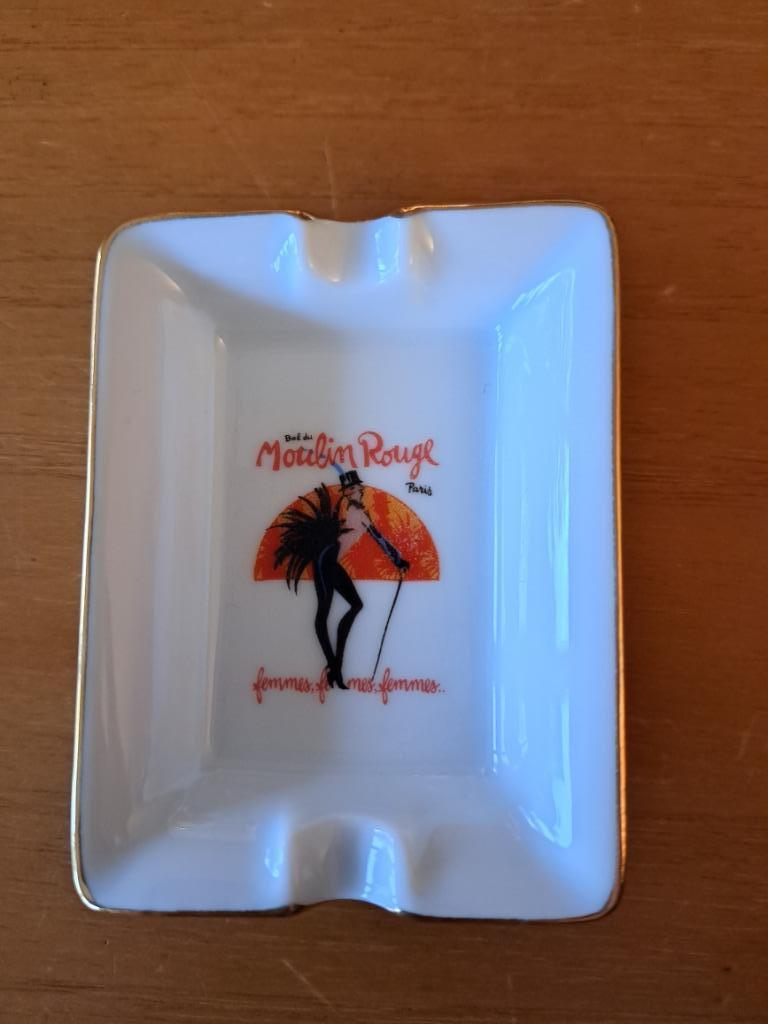 Asbak, Moulin rouge, Artoria, Limoges, Ophalen of Verzenden, Zo goed als nieuw, Overige typen