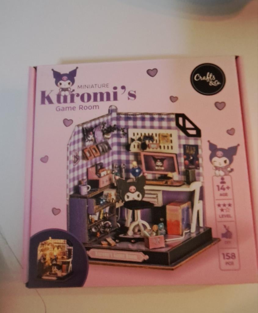 Grand paquet de nouvelles fournitures d'artisanat « miniatur, Enlèvement ou Envoi