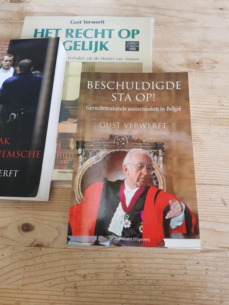 Gust Verwerft - Beschuldigde sta op, Boeken, Ophalen of Verzenden, Zo goed als nieuw, Gust Verwerft