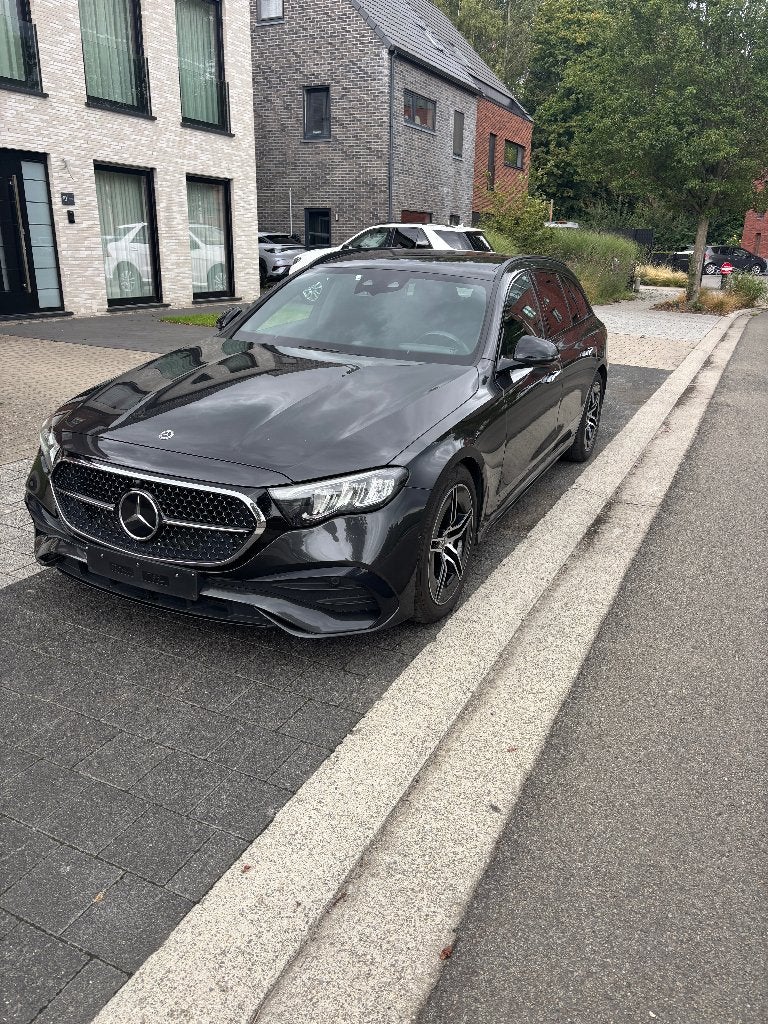 Mercedes E300e AMG Line - HYPERSCREEN, Autos, Euro 6, Noir, 5 portes, Automatique
