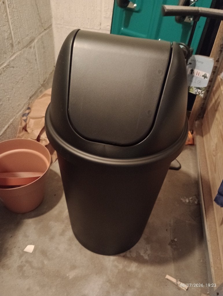 Poubelle 50 L plastique, Neuf, Enlèvement, 75 – 100, 40 litres ou plus