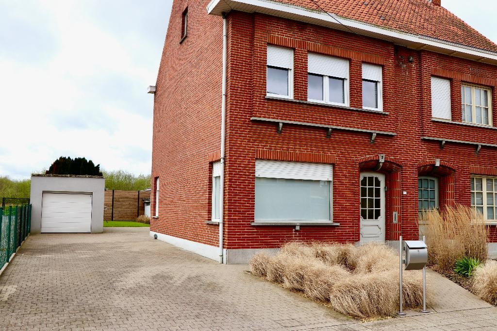 Halfopen woning met tuin en garage, Immo, Huizen te huur, Mechelen, Twee onder één kap, Direct bij eigenaar
